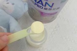 新生儿可以喝开口茶吗