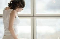 孕中期孕反出现痉挛正常吗