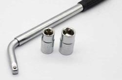 怎么更换铲车轮胎教程