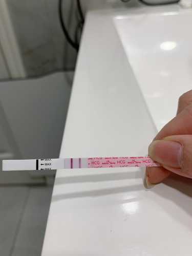 孕11周突然孕反消失正常吗-第1张图片