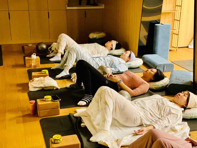 月子瑜伽有哪些好处-第1张图片