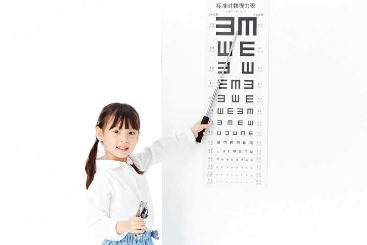 婴儿视力发育规律是什么-第1张图片